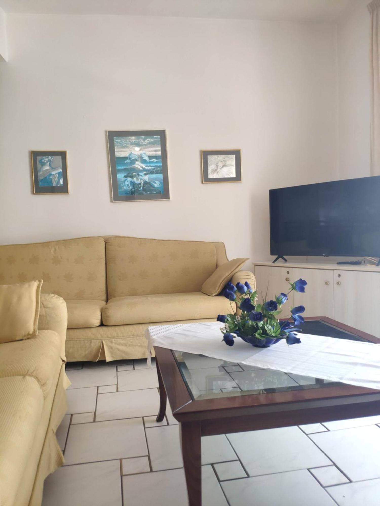 Sunny Central New Classic House Heraklion  Ngoại thất bức ảnh